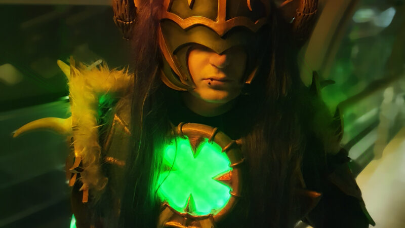 Demon Hunter Cosplay